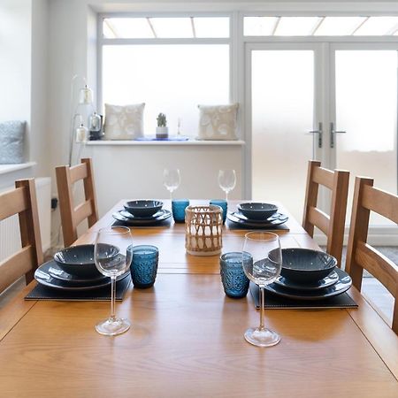 Amazing New Spacious Apartment In Se1 London Eksteriør billede