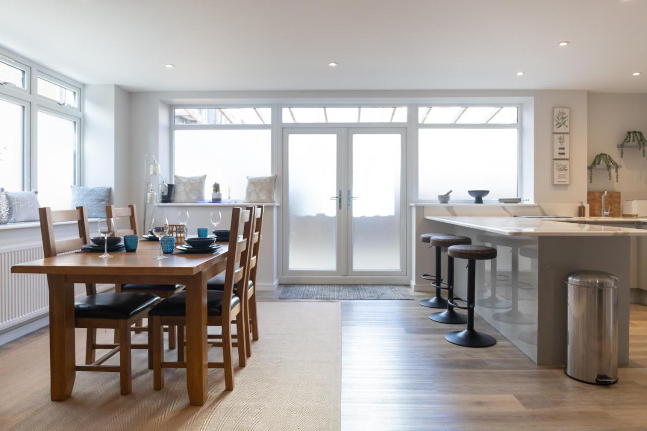 Amazing New Spacious Apartment In Se1 London Eksteriør billede
