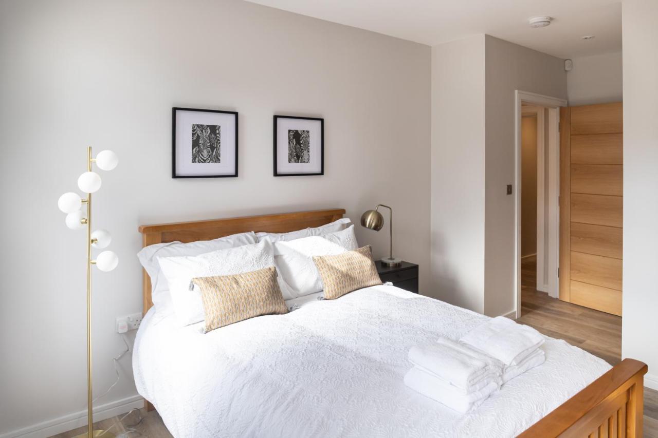Amazing New Spacious Apartment In Se1 London Eksteriør billede