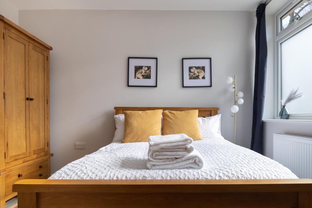Amazing New Spacious Apartment In Se1 London Eksteriør billede