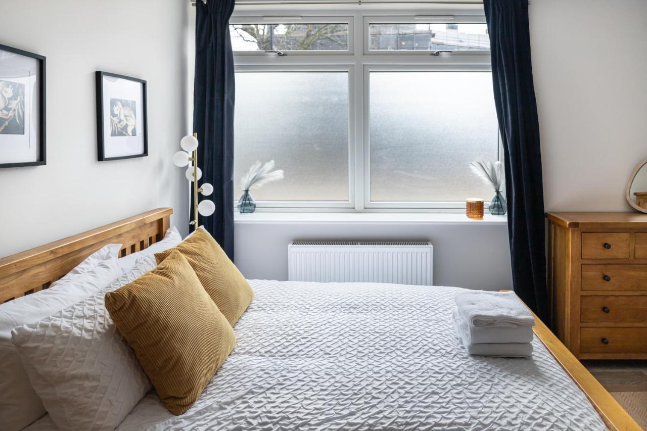 Amazing New Spacious Apartment In Se1 London Eksteriør billede